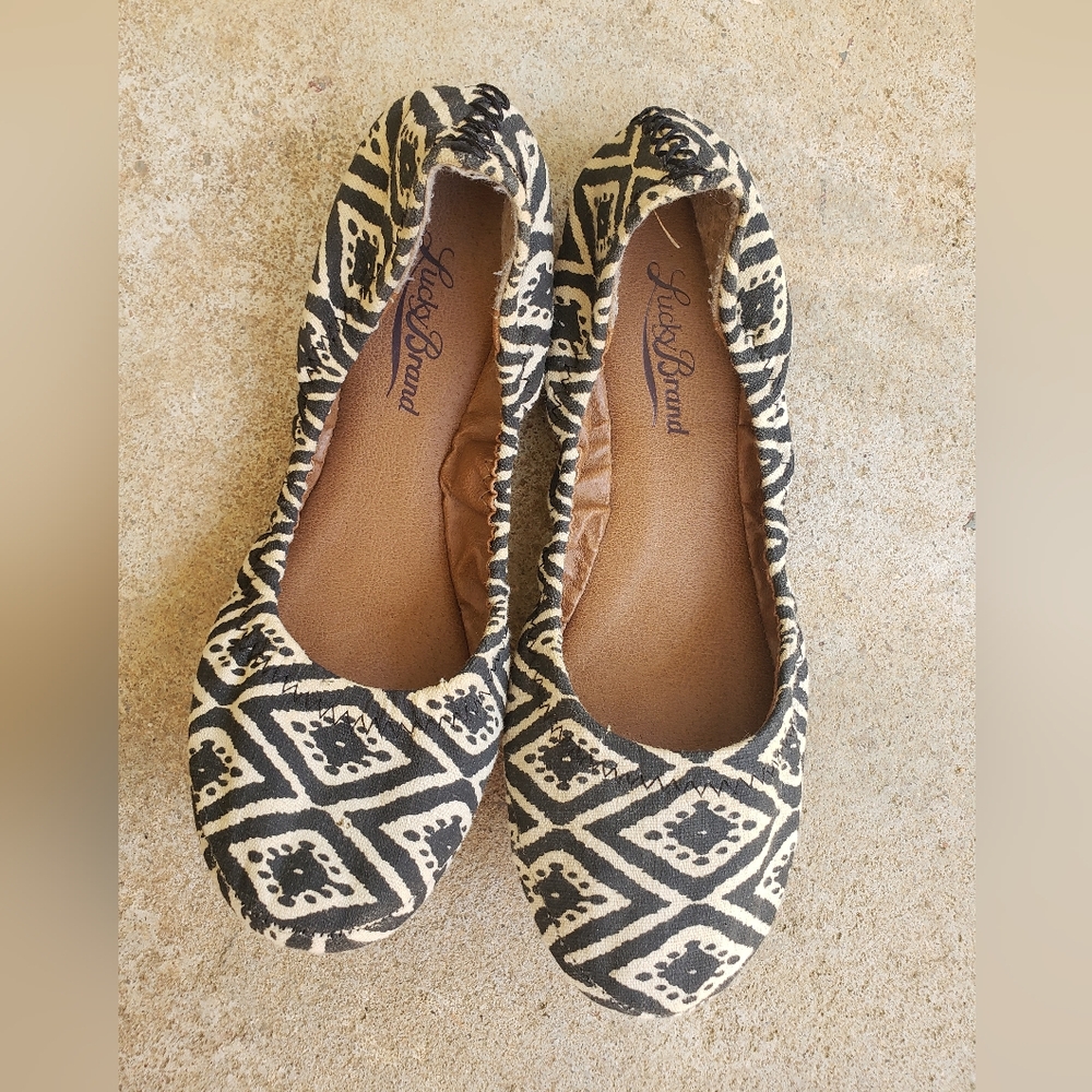 Lucky Brand Black & Cream Patterned Ballet Flats